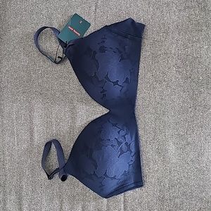 Tommy John Comfort Lace lightly lined wireless bra